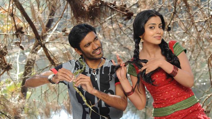 Shriya Saran N Dhanush Making Pony Photoshoot In Kutty Movie